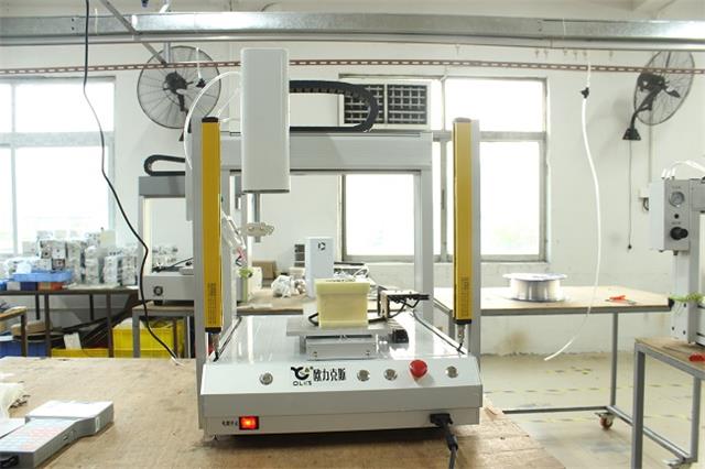 點(diǎn)膠機(jī) 點(diǎn)膠機(jī)