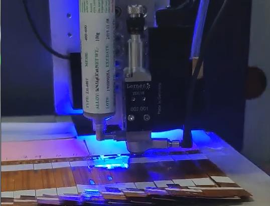 錫膏噴射閥 錫膏自動點(diǎn)膠機(jī)