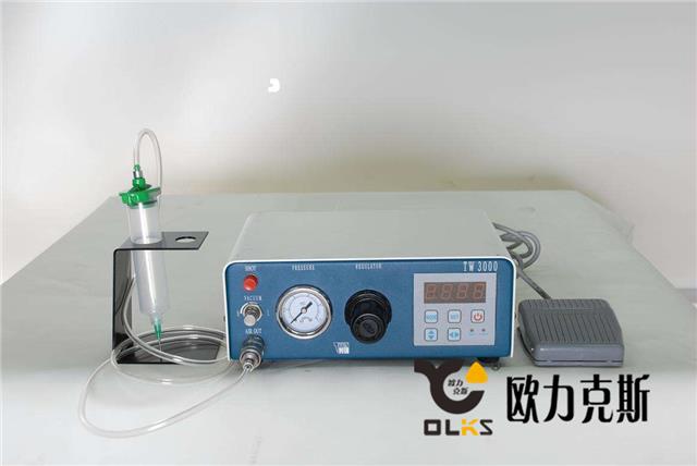 timg (1).jpg 手動(dòng)點(diǎn)膠機(jī)圖片